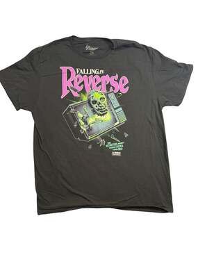 Falling In Reverse The Monsters Aren't Living Under Your Bed Graphic T-Shirt XL